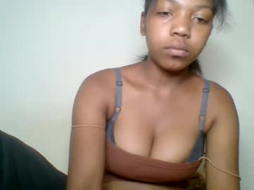 zyraelle_01