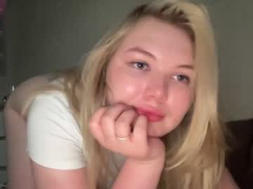 cutiejulie_