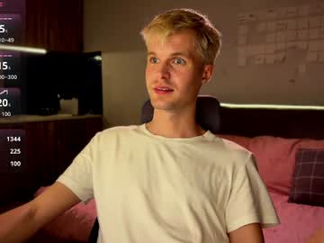 leonnextdoor