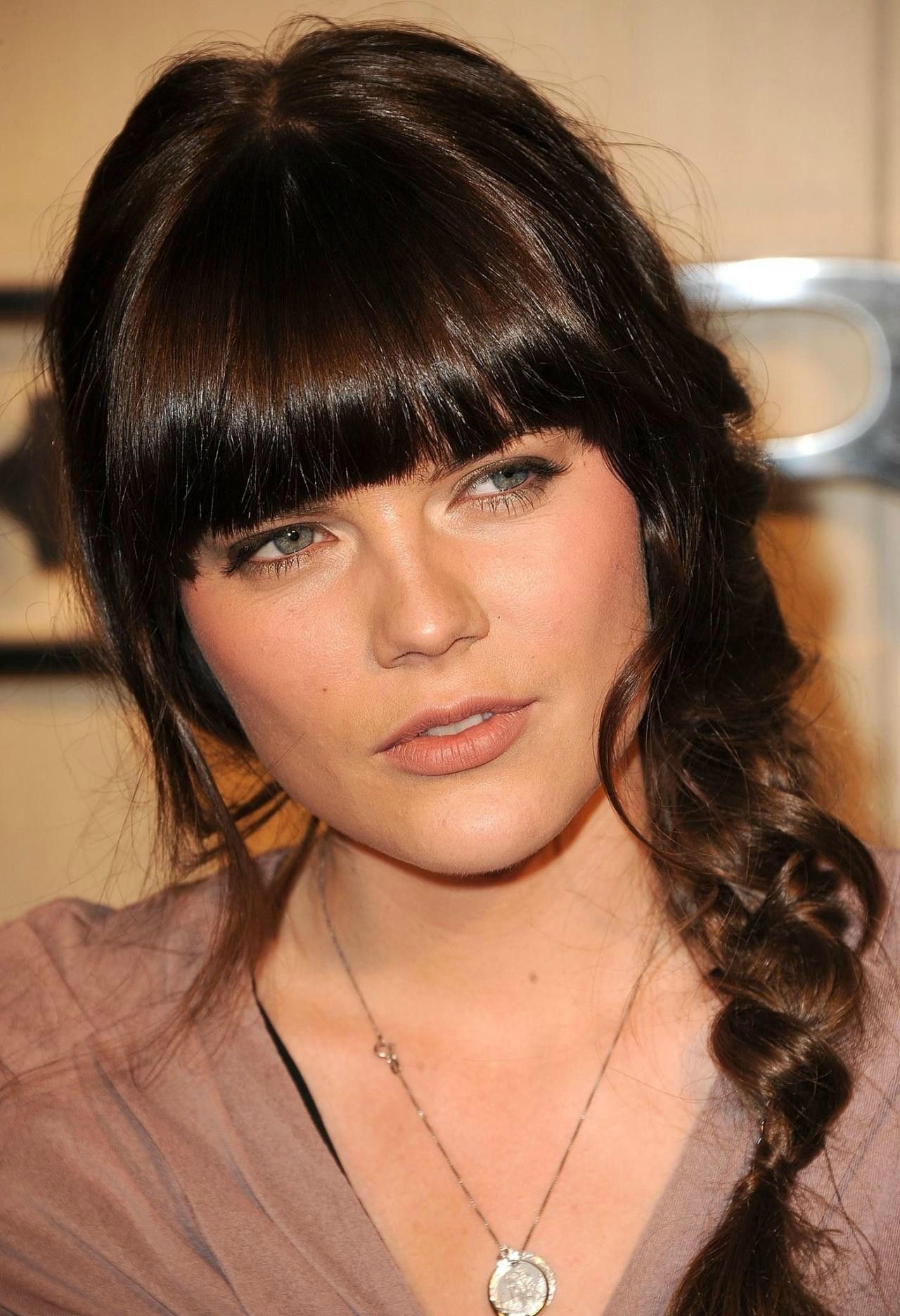 Stunning Celebrities With Bangs!!!! — 47