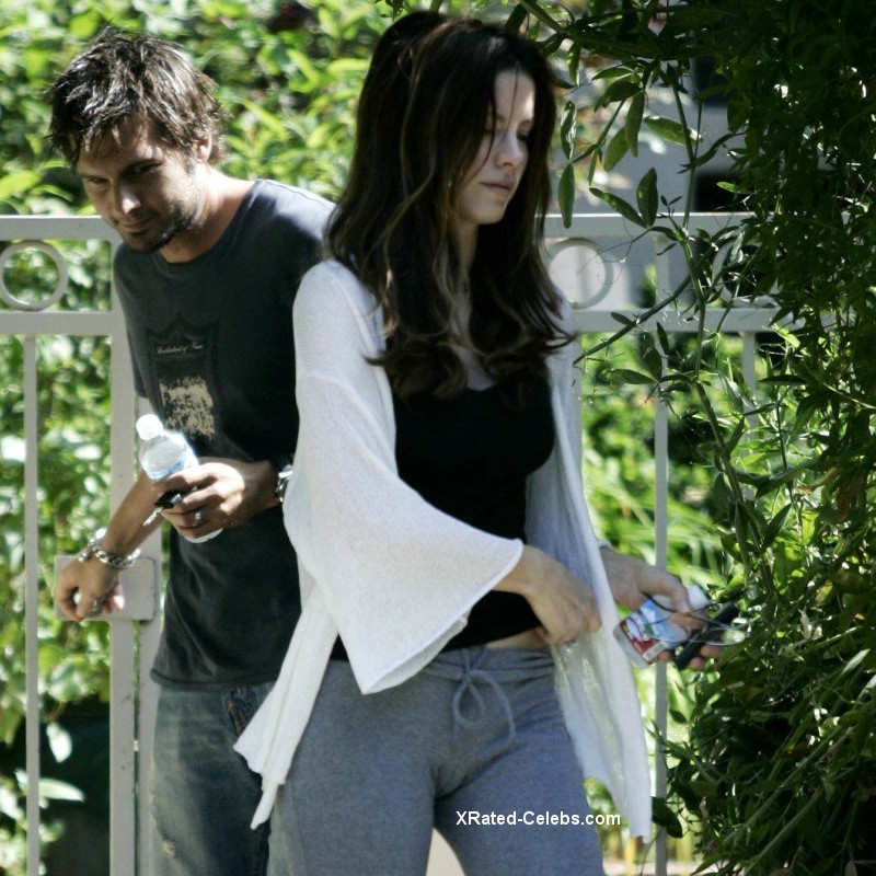 Kate Beckinsale — 10
