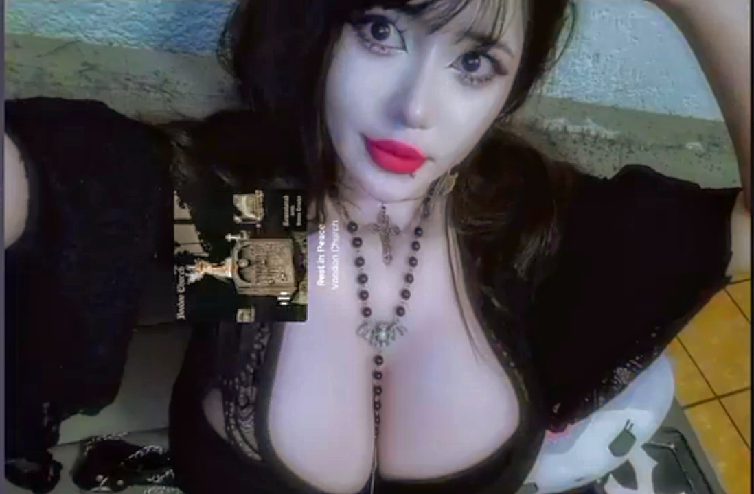 Las enormes tetas de azul casi morado — 9