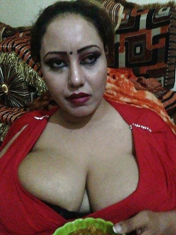 BBW wife from Yemen — 44