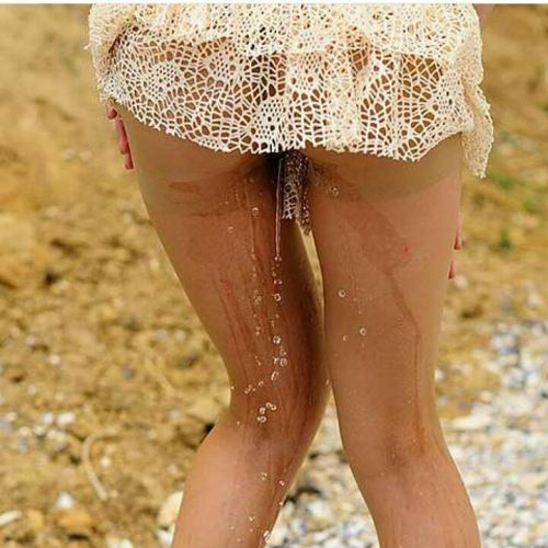 Panty piss and cloths peeing — 30