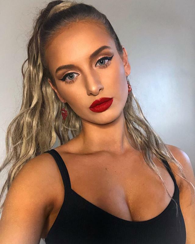 Petite British Model Fern Alexandra - lifeasfernie — 12