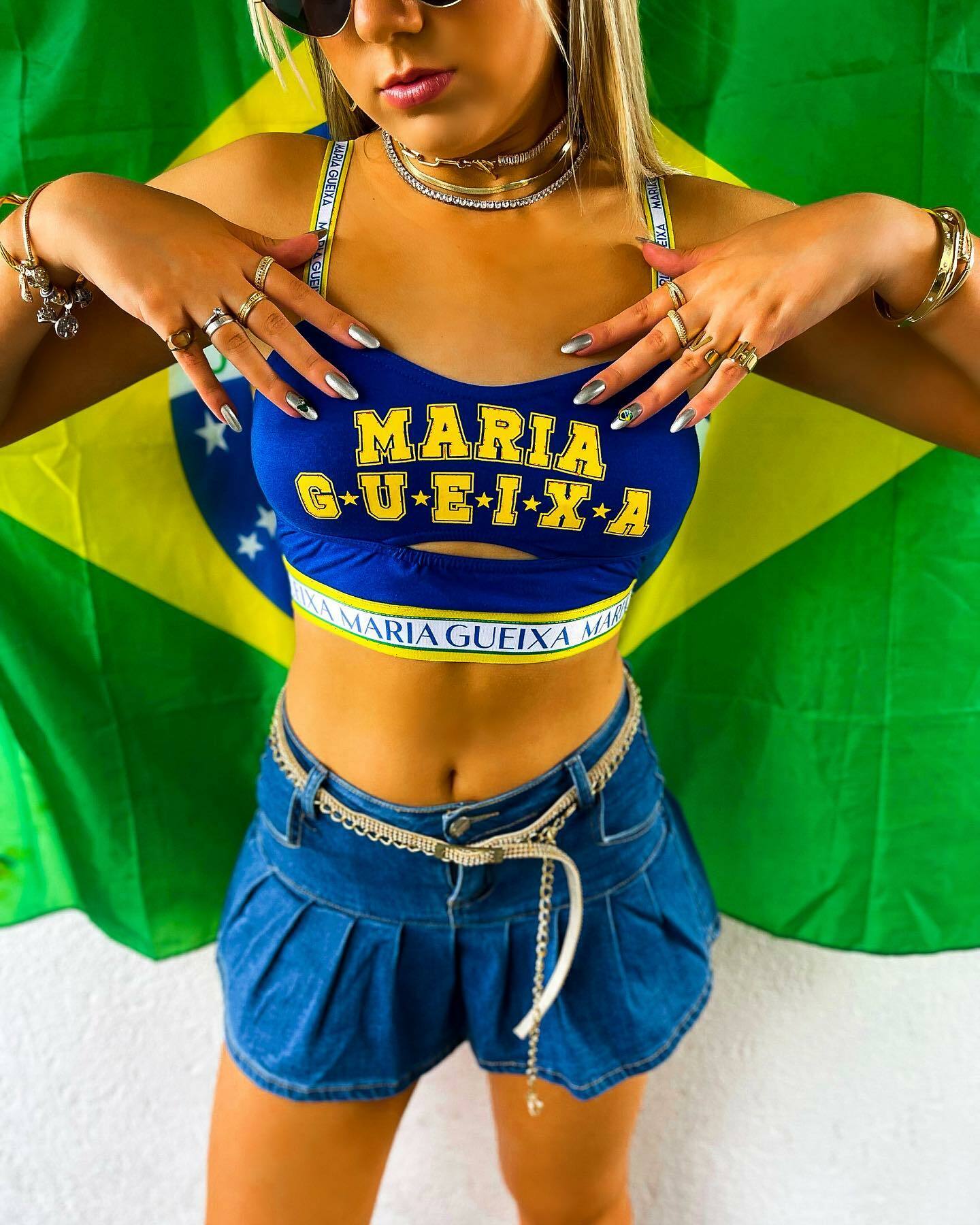 BRAZILIAN BABES — 6
